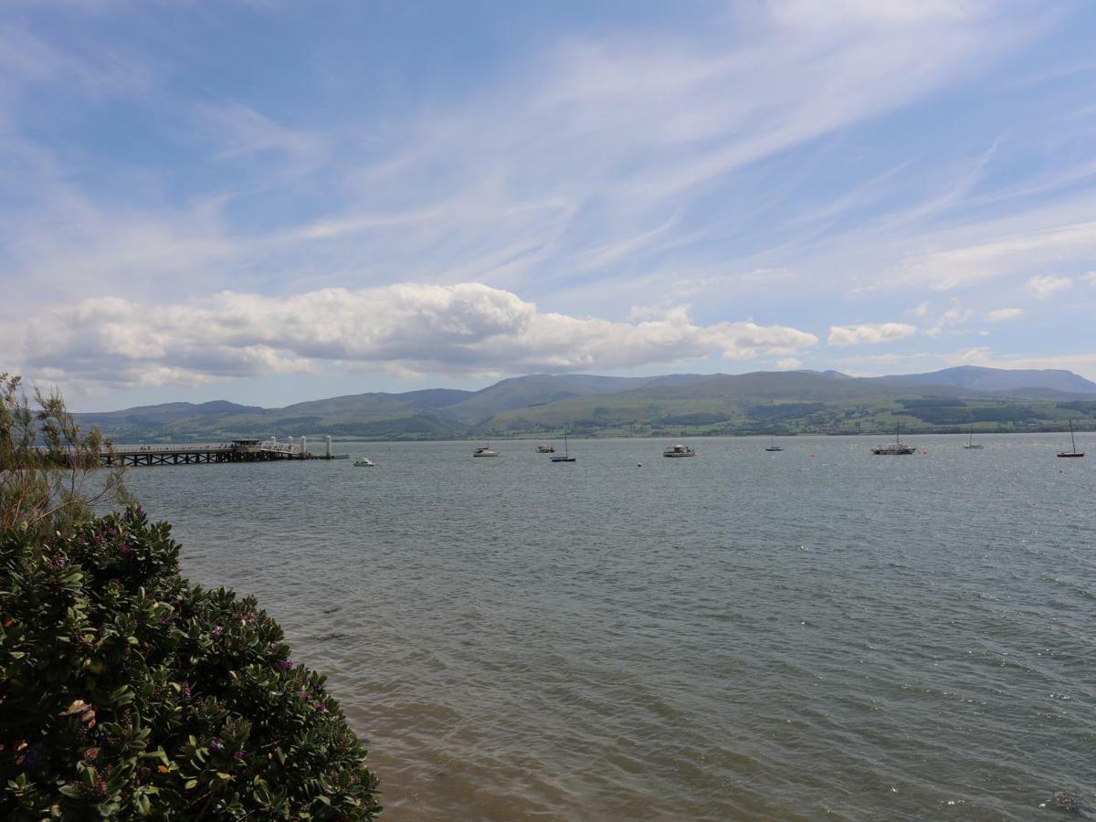 Appartamento Gadlys House - Waters Edge Beaumaris Esterno foto
