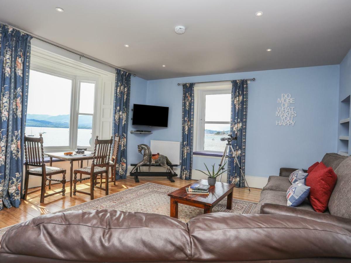 Appartamento Gadlys House - Waters Edge Beaumaris Esterno foto