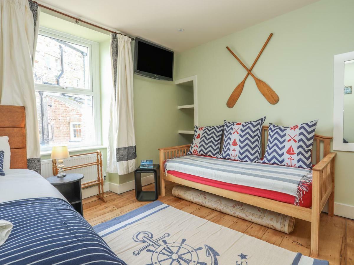 Appartamento Gadlys House - Waters Edge Beaumaris Esterno foto