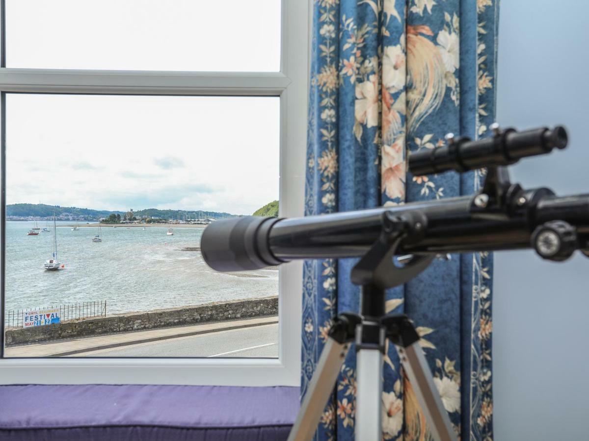 Appartamento Gadlys House - Waters Edge Beaumaris Esterno foto