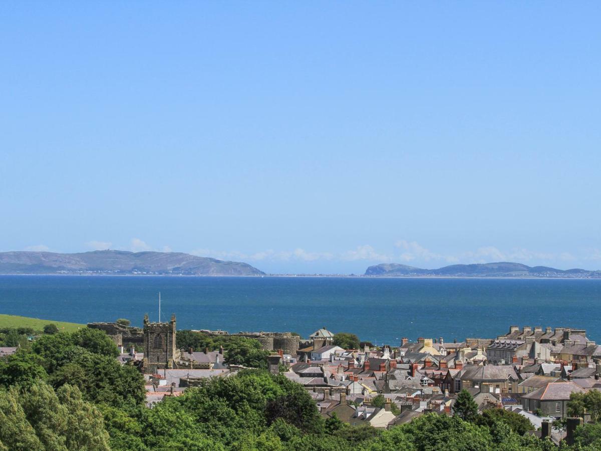 Appartamento Gadlys House - Waters Edge Beaumaris Esterno foto